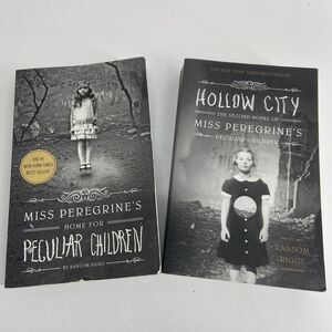 Miss Peregrine's Home for Extraordinary Children By Ransom Riggs Book 1 & 2